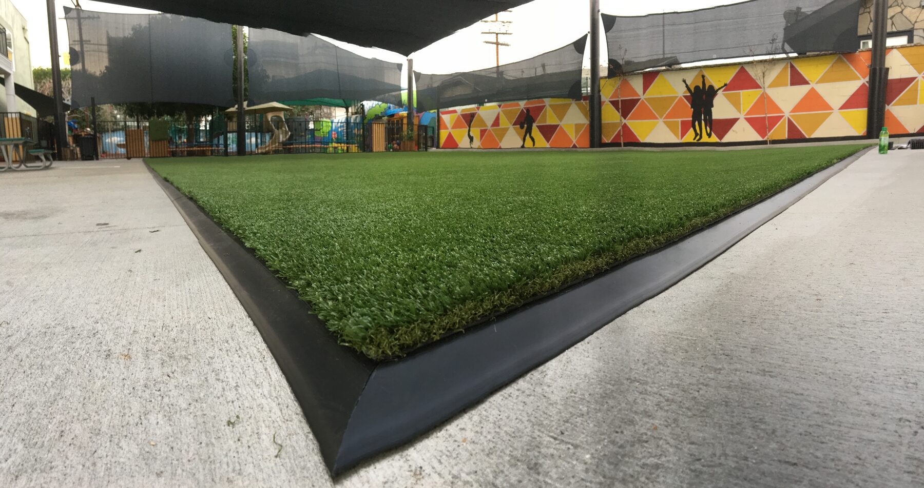 Synthetic turf field